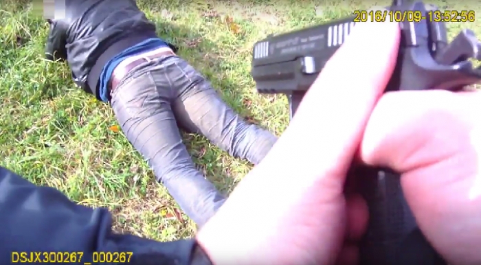 Поліція оприлюднила відео затримання злочинців в Нижніх Воротах