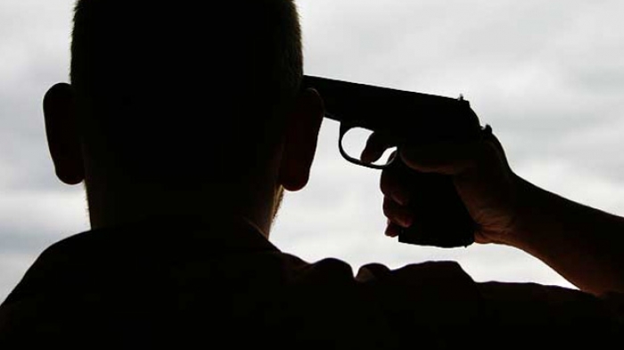 В Ужгороді суддя спробував застрелитися з пневматичної зброї