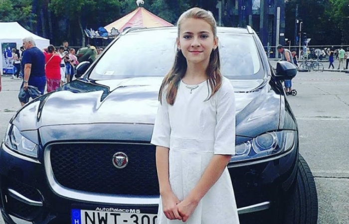 Закарпатська школярка в Угорщині виграла "Ягуар"