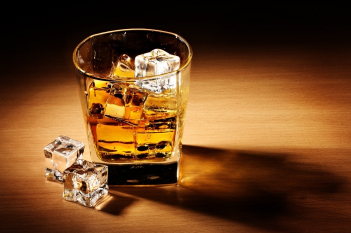 Мозок сприймає спирт як повноцінну "їжу" - вчені