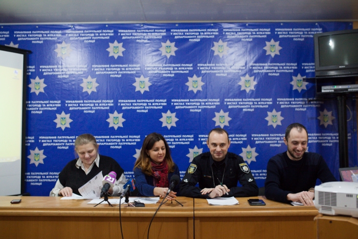 Патрульна поліція Ужгорода та Мукачева планує суттєве посилення роботи на новорічні свята