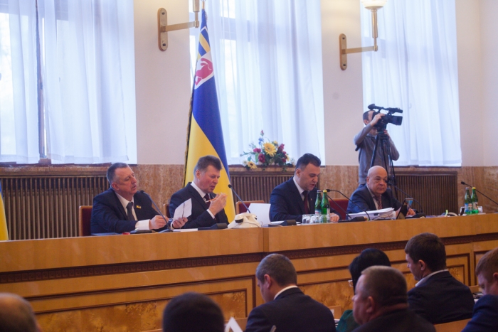 В Ужгороді розпочалась сесія обласної ради