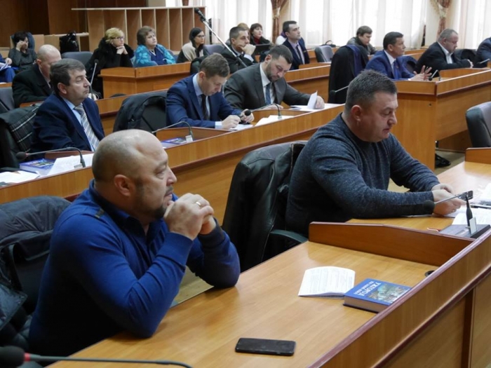 Ужгородські депутати потурбувалися про дітей - будуватимуть спортивні майданчики