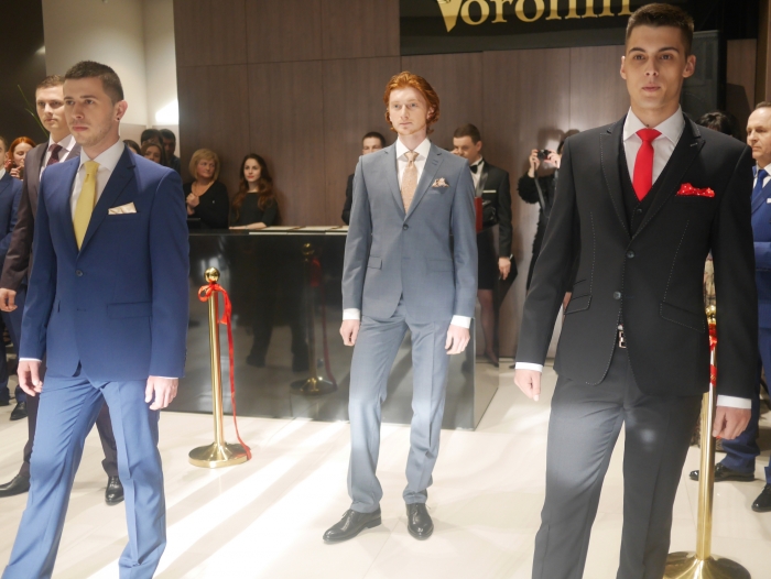 Світське життя: із дефіле високої моди в Ужгороді відкрили магазин для непростих чоловіків