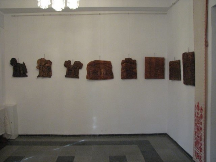 Персональна виставка ужгородського різьбяра відкрилася на Шевченковій землі 

