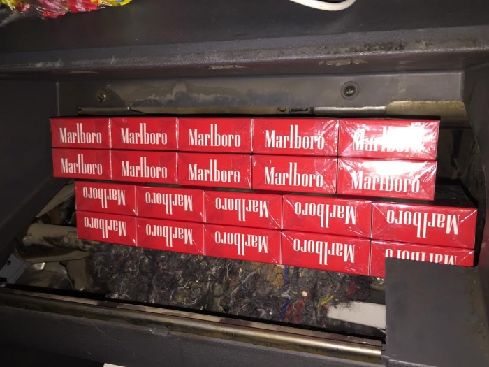 Гешефт зірвався: на "Тисі" знайшли 305 пачок цигарок, які мали потрапити до Італії 
