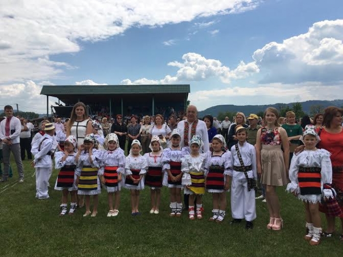 Закарпатські румуни провели фестиваль народного мистецтва на Рахівщині
