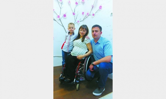 Львів'янка на інвалідному візку на Закарпатті знайшла своє кримське щастя  