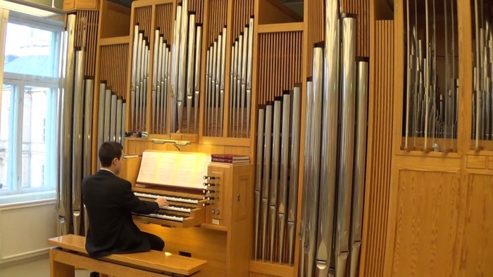 Де в Ужгороді можна послухати органну музику