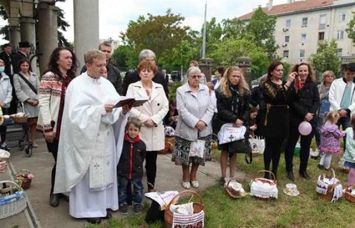 Українська громада Угорщини відсвяткувала Великдень в болгарській церкві