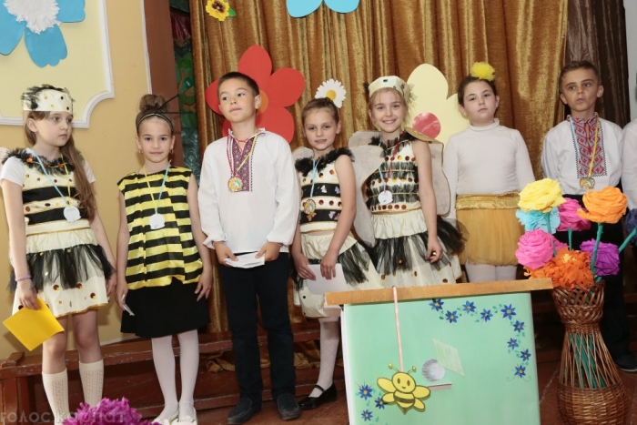 Справжнє бджолине свято відбулось в одній із хустських шкіл