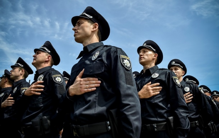 Патрульні поліцейські Закарпаття звільняються тільки за власним бажанням