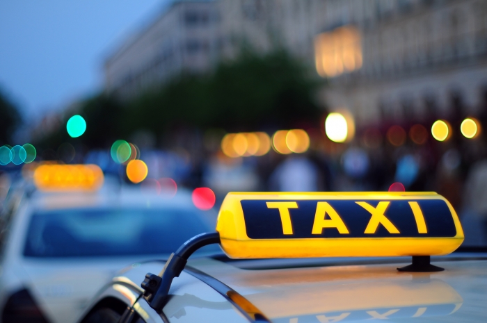 Ужгородці скаржаться на роботу таксистів