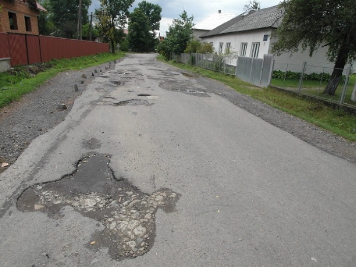 Закарпатські депутати схвалили виділення чергового траншу для ремонту доріг на Іршавщині