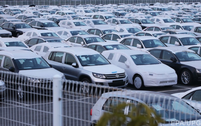 При купівлі вживаних машин за кордоном українців чекають нові труднощі