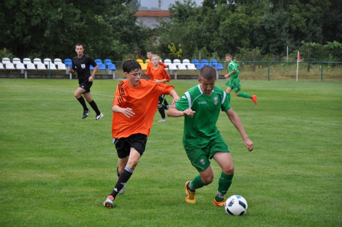 Відразу два міжнародних футбольних турніри серед дітей проводять на Закарпатті
