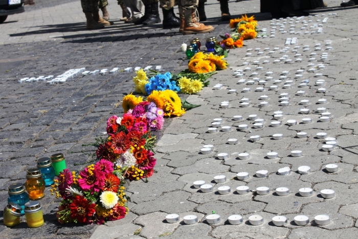 Вони на небі: в Ужгороді вшанували пам’ять жертв іловайської трагедії 