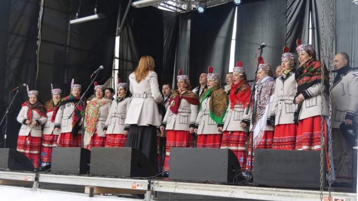 Діти з Луганщини щедрували гостям на фестивалі в Ужгороді