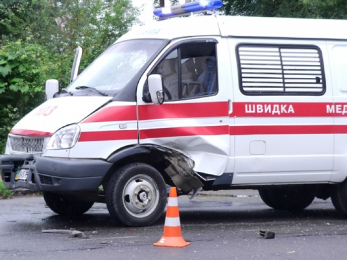 В Ужгороді не розминулись "швидка" і пожежна: сталася ДТП