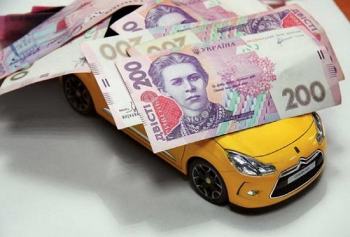 Закарпатські власники елітних авто сплатили понад 1,2 млн грн транспортного податку