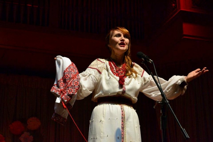 Яна Садварій знову запрошує на сольний концерт в Ужгороді