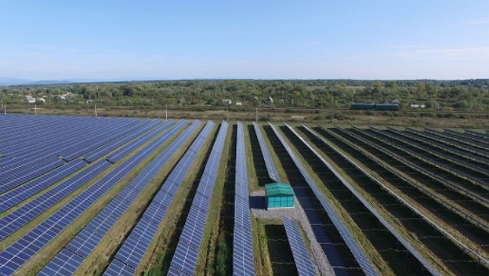 Найбільшу на Західній Україні сонячну електростанцію зводять на Закарпатті