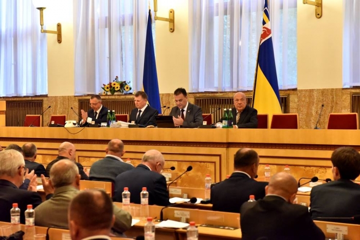Лозунг "Кадри вирішують все!" актуальний на Закарпатті як ніколи