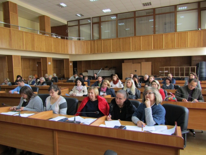 Працівникам Ужгородської міськради вручили свідоцтва про підвищення кваліфікації