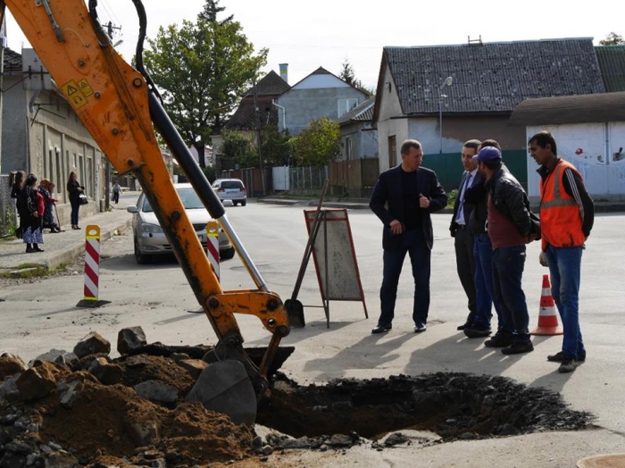 Кияни взялися до капітального ремонту вулиці Василя Стефаника в Ужгороді