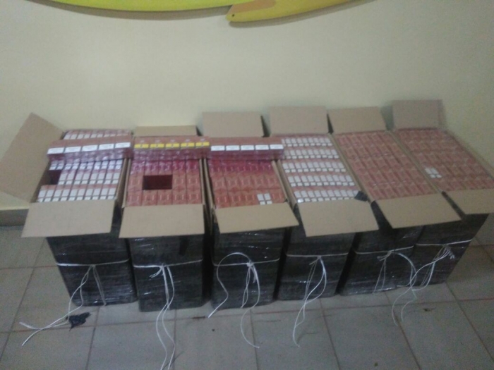 На Тячівщині контрабандисти втекли від прикордонників, залишивши 3000 пачок цигарок