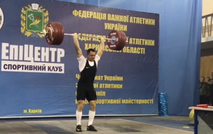 Силач із Закарпаття виграв всеукраїнський чемпіонат з важкої атлетики