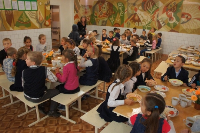 Понад 7,3 млн. грн. виділять у 2018 році з бюджету Ужгорода на харчування школярів