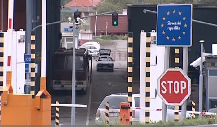 Декілька годин митниця Словаччини не здійснюватиме оформлення громадян, вантажів та транспортних засобів