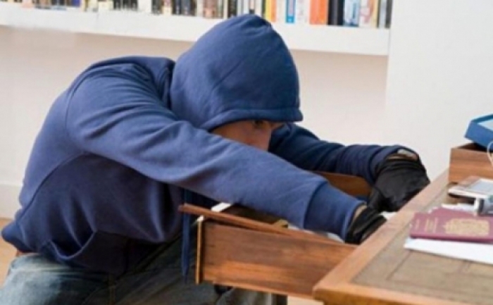 24-річний ужгородець "залетів" на крадіжці в редакційному офісі!