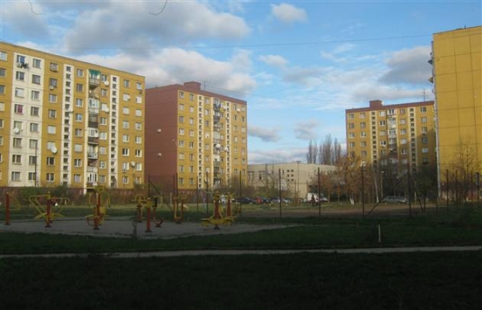 Сесія Ужгородської міськради змінила Положення про дольову участь власників квартир у капремонті багатоповерхівок 