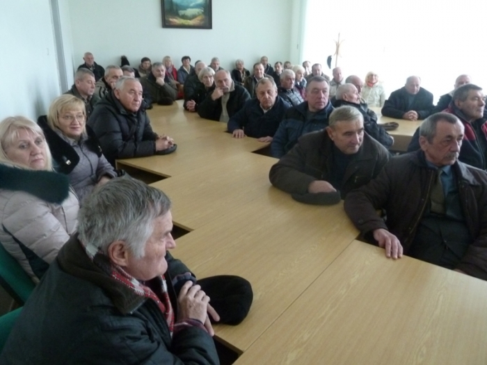 Ліквідатори-чорнобильці зібралися на збори в Будинку профспілок Закарпаття