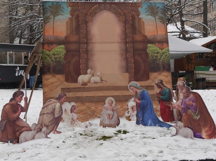 В Ужгороді стартував новорічно-різдвяний ярмарок