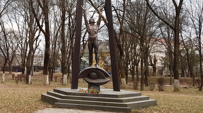 14 грудня на Закарпатті згадують тих, чиє життя забрав Чорнобиль