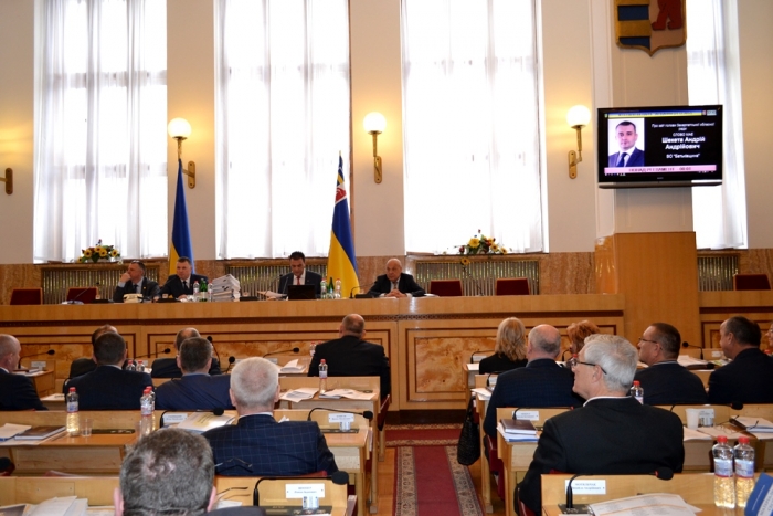 Депутати Закарпатської облради запевняють, що розглянули цьогоріч у півтори рази більше питань ніж за минулий рік