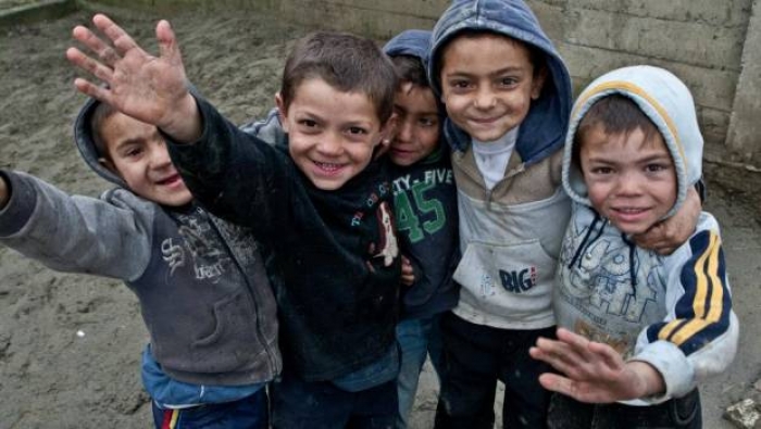 В Ужгородському ЦНАПі кипить робота: реєструють ромських дітей