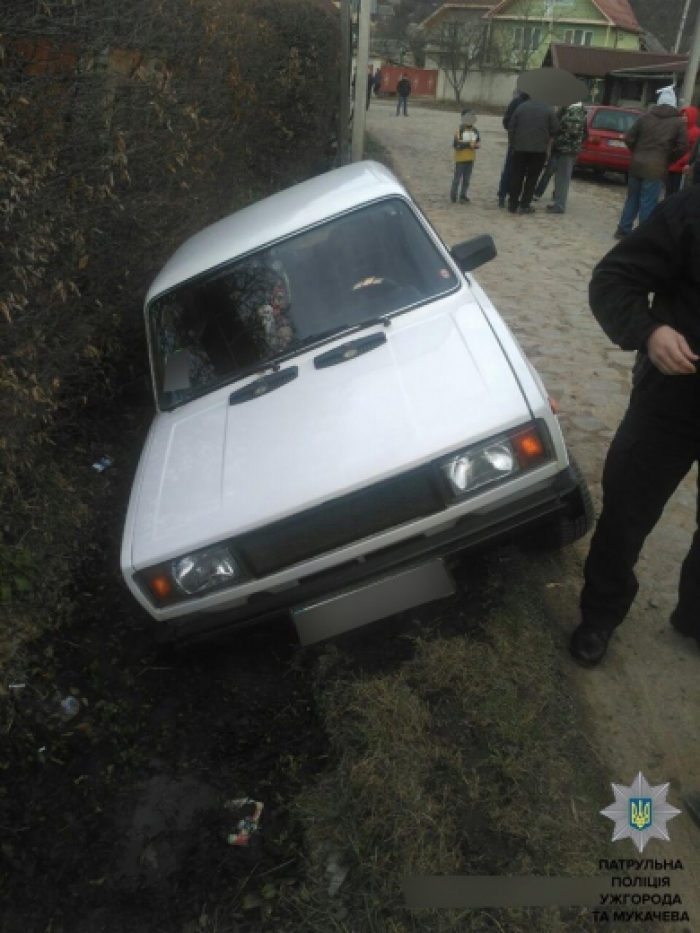 У Мукачеві нетверезий водій спричинив ДТП та ще й погрожував патрульним