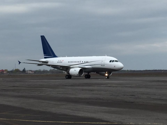 Nota Bene! "Airbus A318" приземлився на Ужгородському летовищі