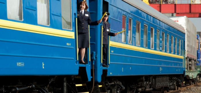 Щоб ніхто не запізнився: "Укрзалізниця" призначила на Закарпаття додаткові потяги