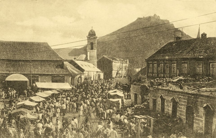 Торгівля "в генах": як виглядали стихійні базари в Хусті 100 років тому