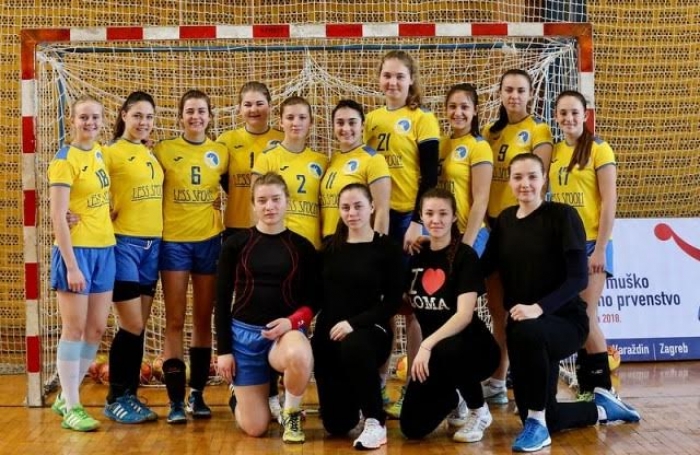 Жіноча гандбольна «молодіжка» не пробилася на фінал Євро-2017, а національна зазнала поразок у Польщі