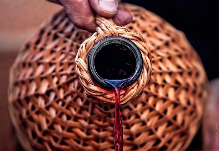 Близько 40 закарпатських виноробів готують "сонячні напої" до ужгородського фестивалю
