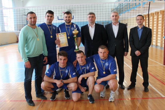 Поліцейські Срібної Землі позмагаються за волейбольний "Кубок Авакова" у Львові