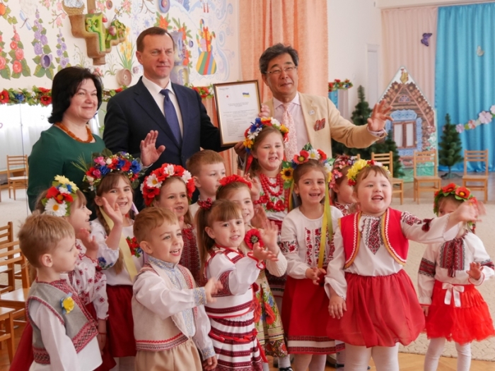 "Я хотів би бути дитиною у цьому садочку!" — Мічіо Харада, міністр-радник Посольства Японії в Україні
