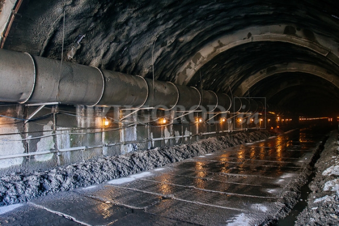 Новий залізничний тунель у Карпатах запрацює до кінця 2017-го року