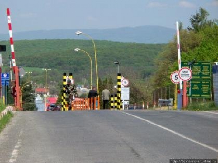 До уваги водіїв вантажних автомобілів, що прямують у ПП "Ужгород" на українсько-словацькому кордоні! 